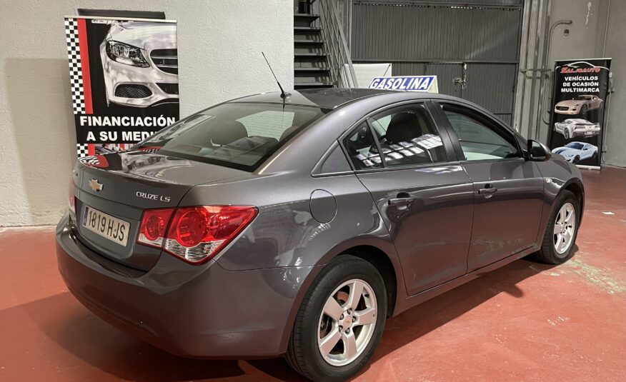 CHEVROLET CRUZE 1.6 LS+