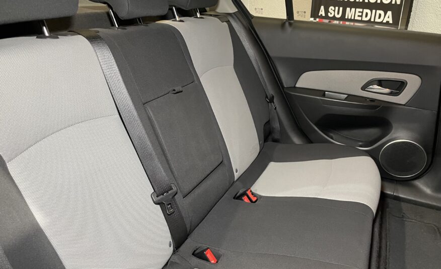 CHEVROLET CRUZE 1.6 LS+