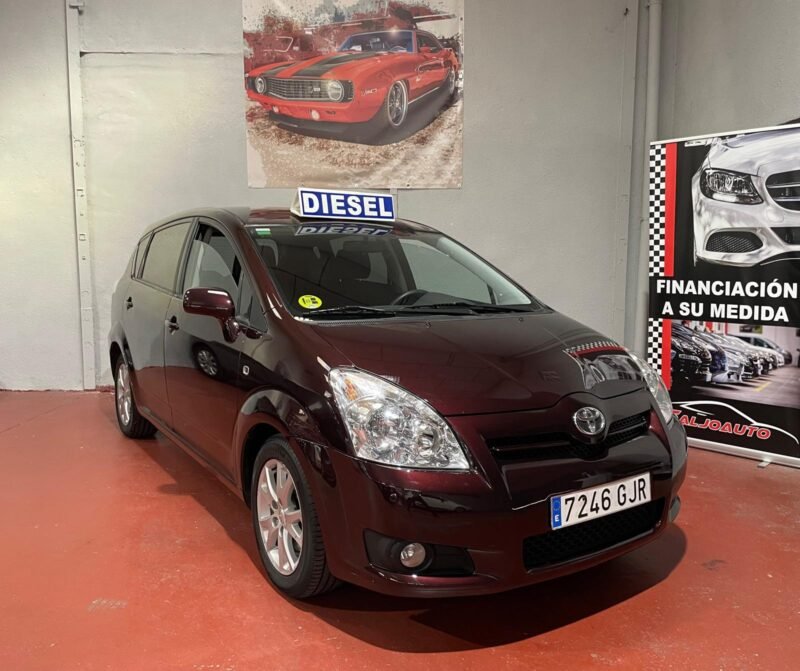 TOYOTA COROLLA VERSO 2.2 D-4D SOL