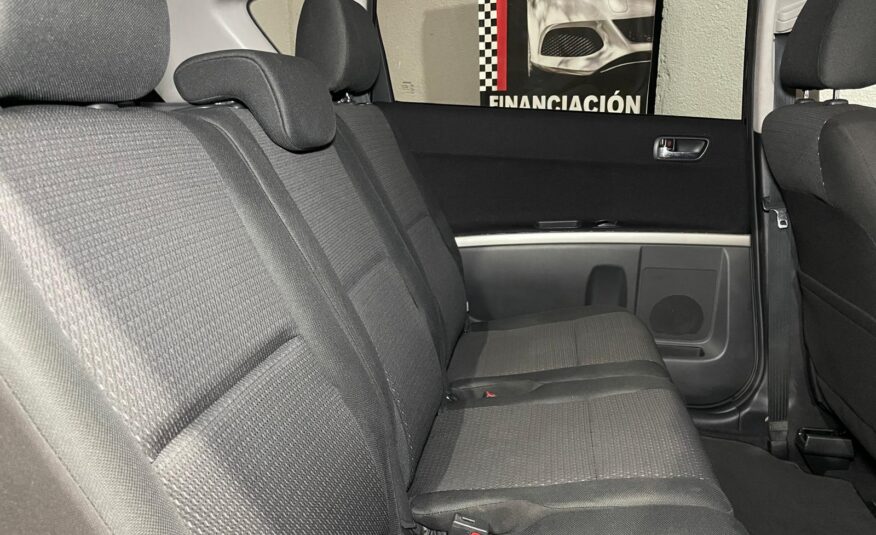 TOYOTA COROLLA VERSO 2.2 D-4D SOL