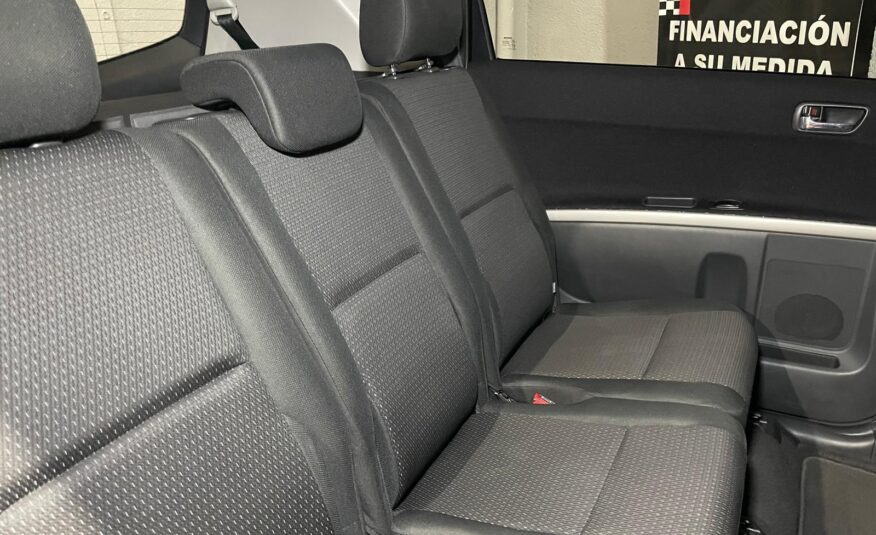 TOYOTA COROLLA VERSO 2.2 D-4D SOL