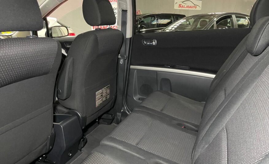 TOYOTA COROLLA VERSO 2.2 D-4D SOL