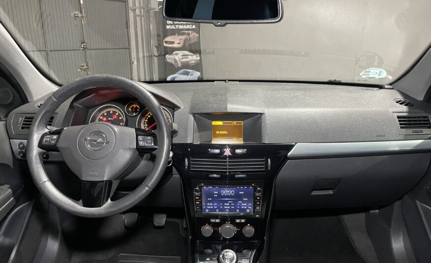 OPEL Astra 1.6 16V Edition