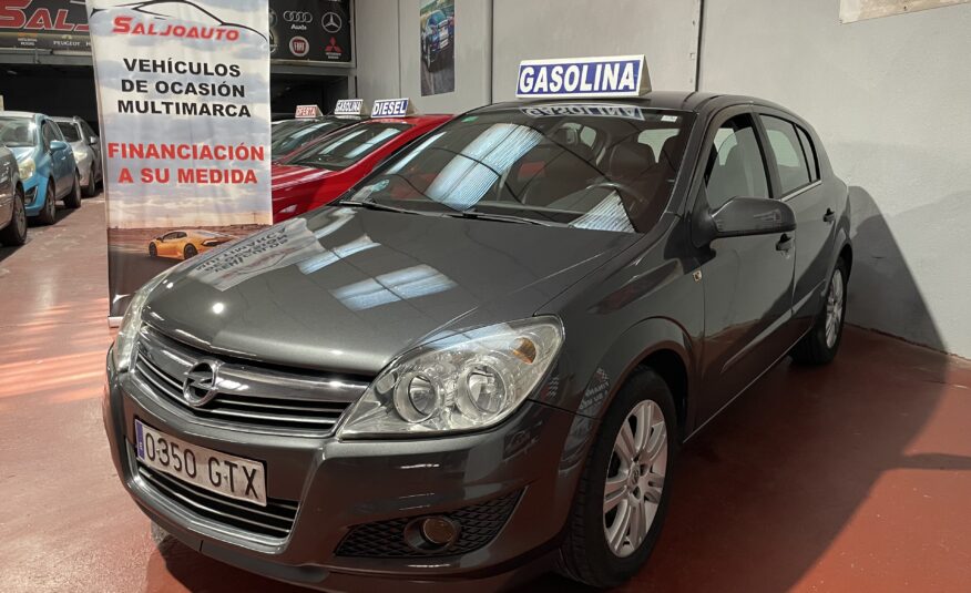 OPEL Astra 1.6 16V Edition