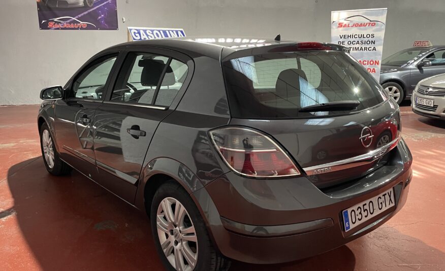 OPEL Astra 1.6 16V Edition