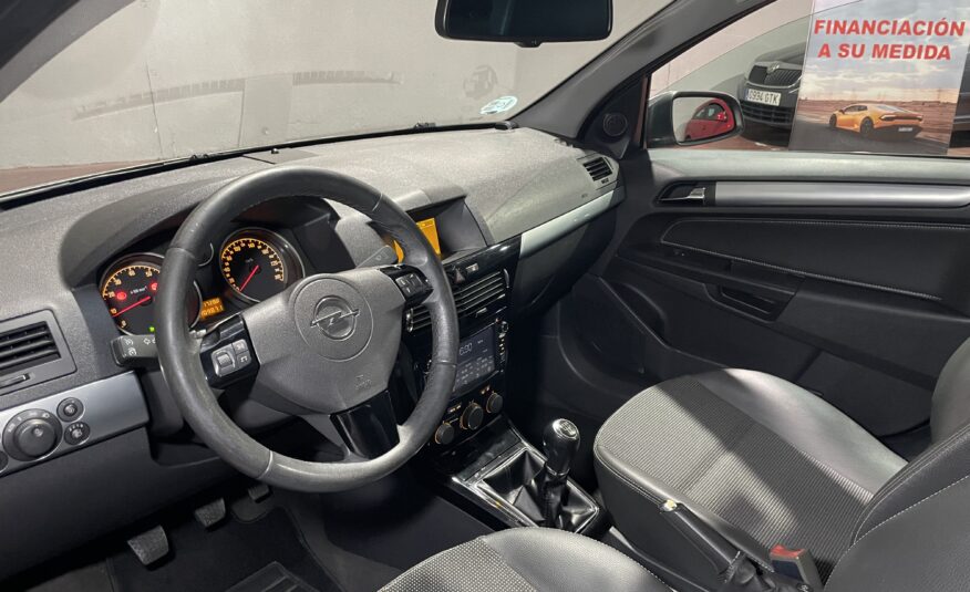 OPEL Astra 1.6 16V Edition