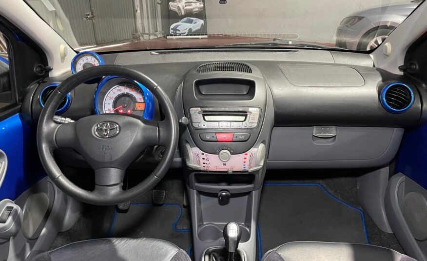TOYOTA Aygo 1.0 VVTi Blue