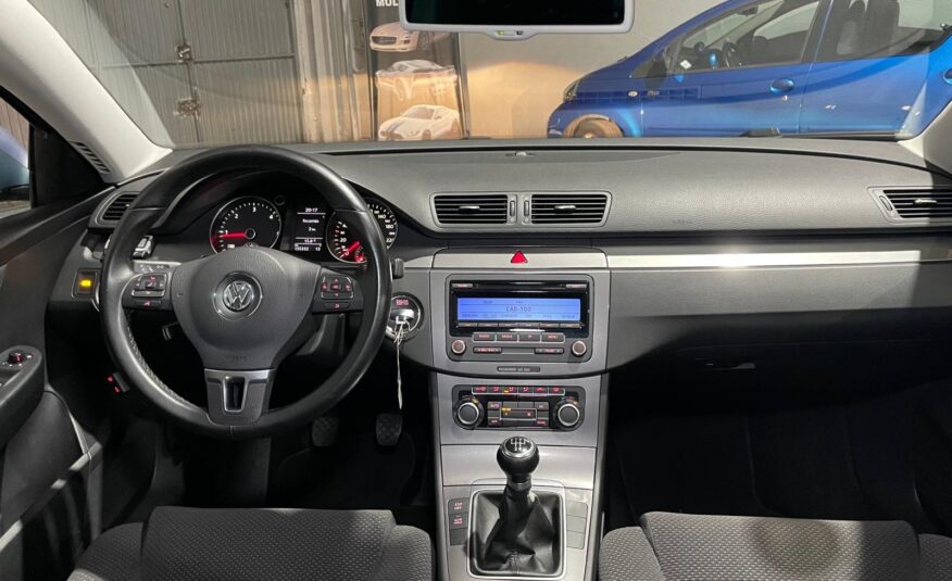 VOLKSWAGEN Passat Variant 2.0 TDi Edition Plus