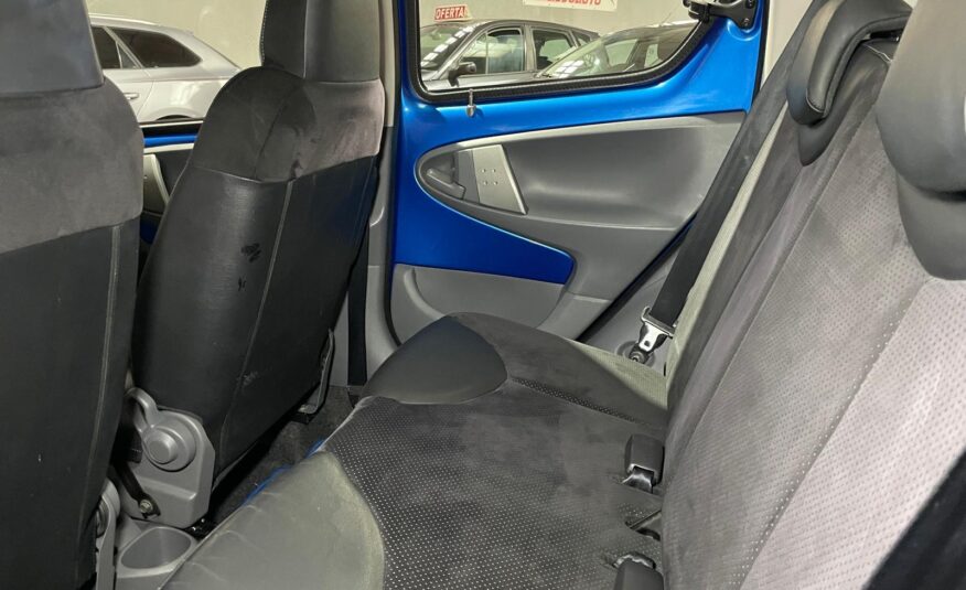 TOYOTA Aygo 1.0 VVTi Blue