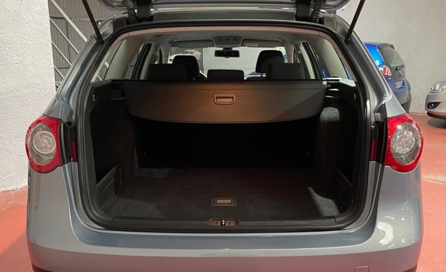 VOLKSWAGEN Passat Variant 2.0 TDi Edition Plus