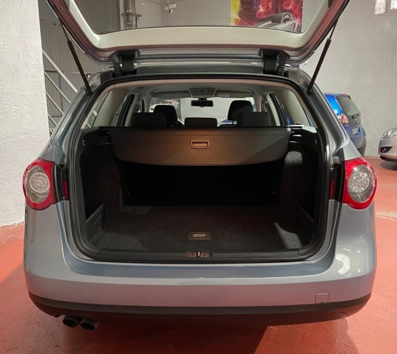 VOLKSWAGEN Passat Variant 2.0 TDi Edition Plus