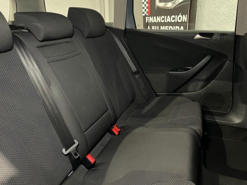 VOLKSWAGEN Passat Variant 2.0 TDi Edition Plus