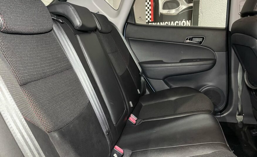 HYUNDAI i30 1.6 GLS FDU Style