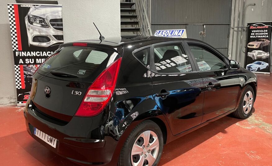 HYUNDAI i30 1.4 CVVT Classic GL