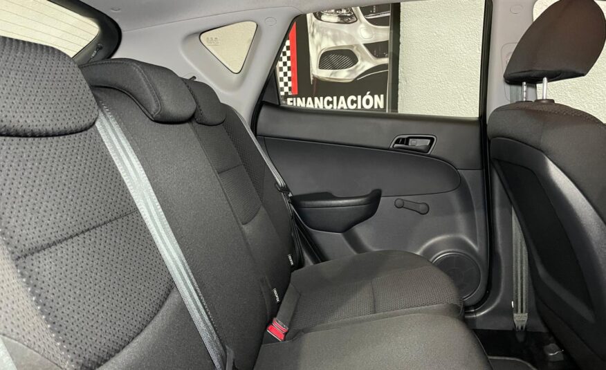 HYUNDAI i30 1.4 CVVT Classic GL