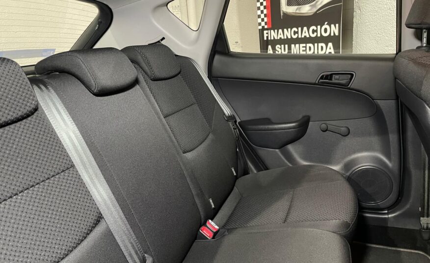 HYUNDAI i30 1.4 CVVT Classic GL