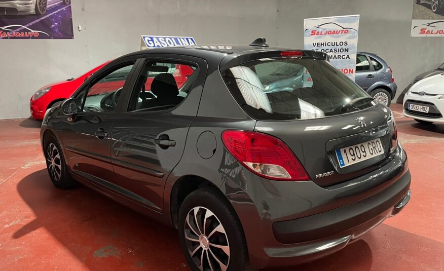 PEUGEOT 207 1.4 Confort