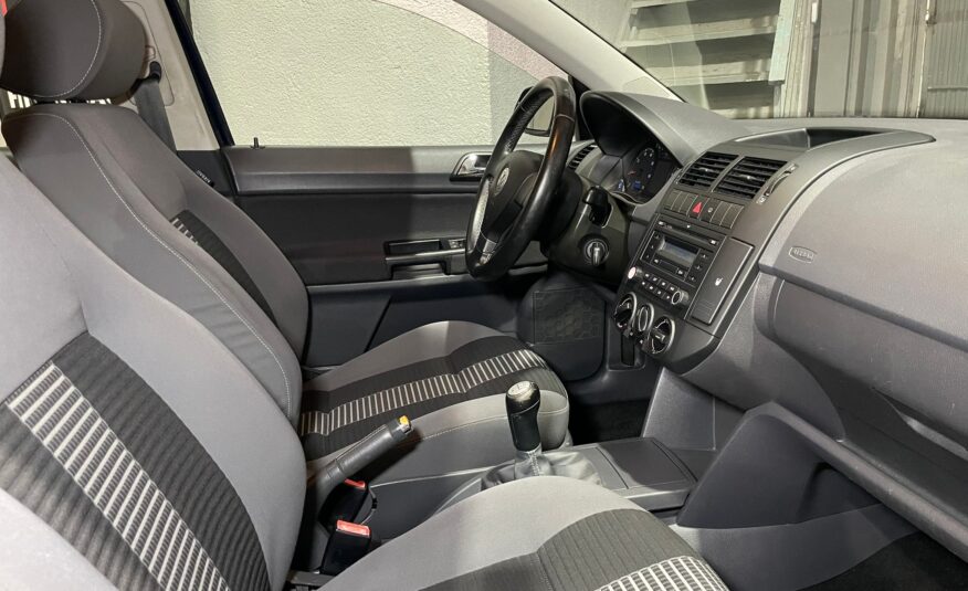 VOLKSWAGEN Polo 1.2 United