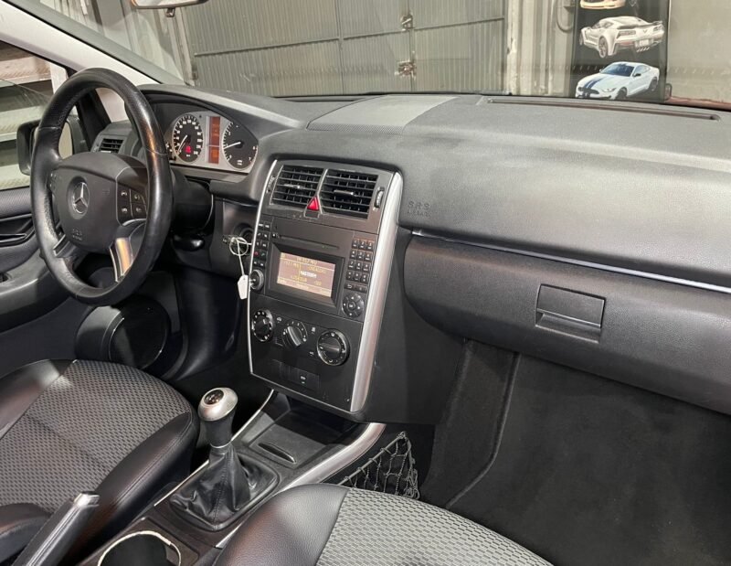 MERCEDES-BENZ Clase B 160 Sport Edition