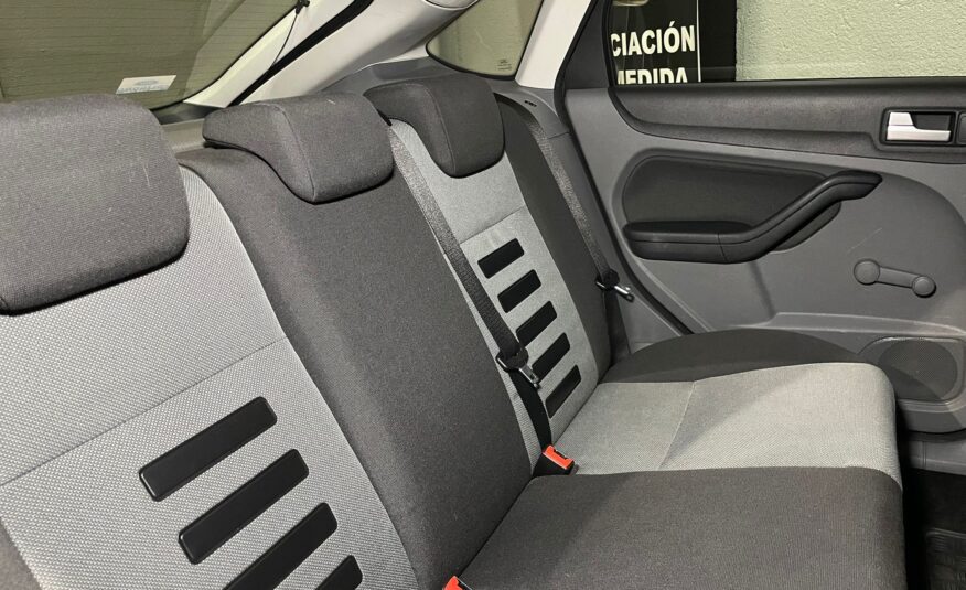 FORD Focus 1.6 Trend