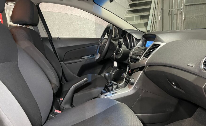 CHEVROLET CRUZE 1.6 LT Clima