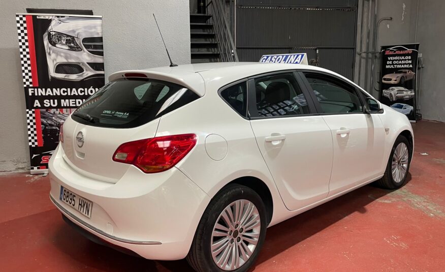 OPEL Astra 1.6 Selective