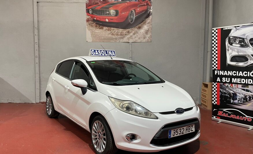 FORD Fiesta 1.4 Titanium