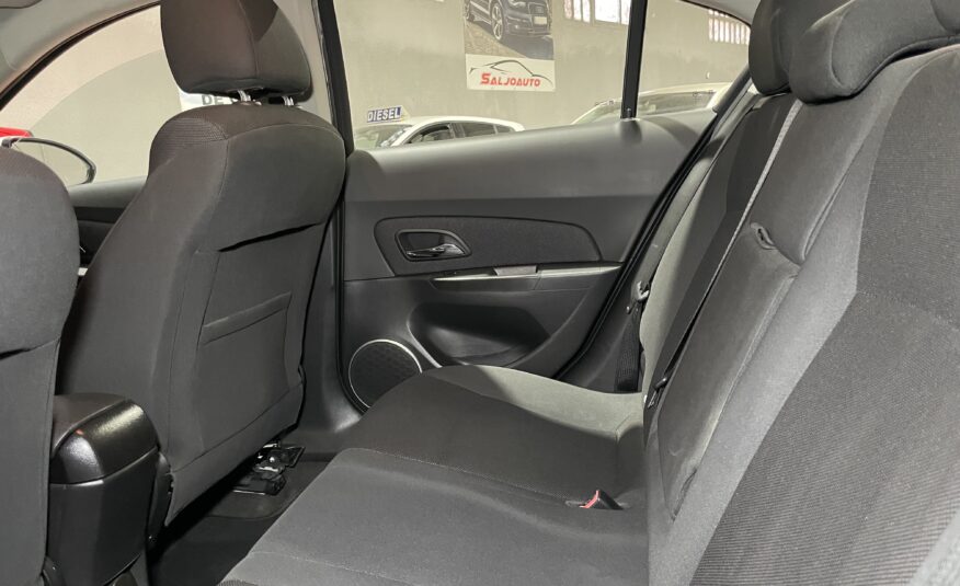CHEVROLET CRUZE 1.6 LT Clima