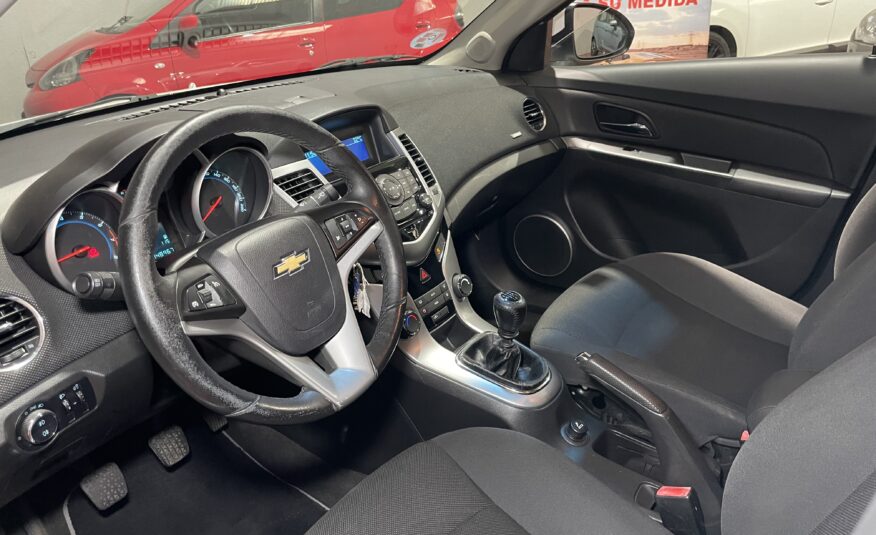 CHEVROLET CRUZE 1.6 LT Clima
