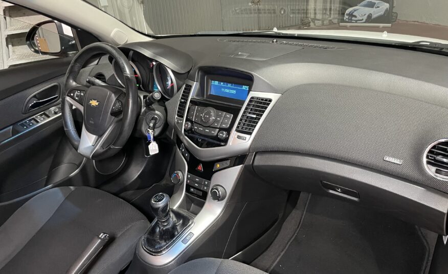 CHEVROLET CRUZE 1.6 LT Clima
