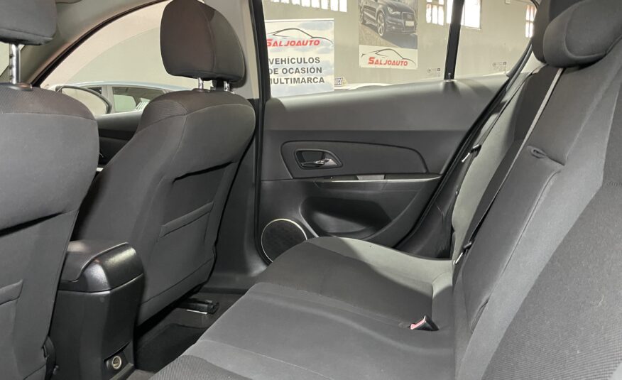 CHEVROLET CRUZE 1.6 LT Clima