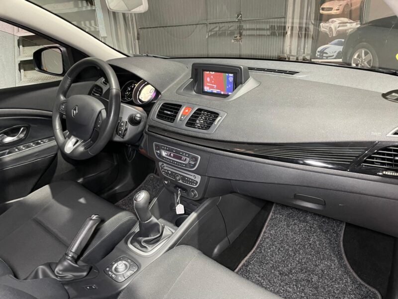 RENAULT Megane 1.5 DCi TomTom Edition