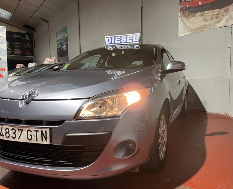 RENAULT Megane 1.5 DCi TomTom Edition