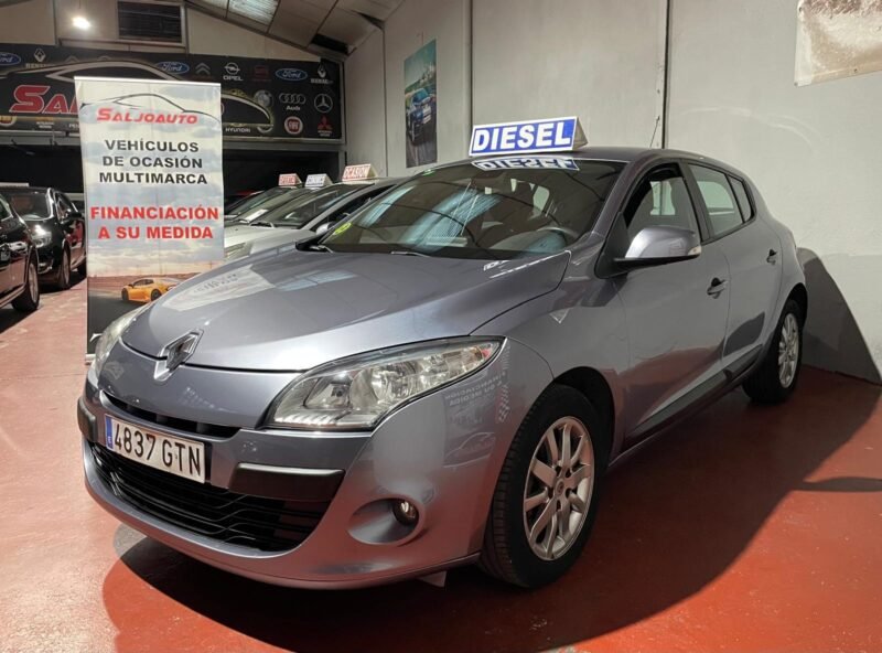 RENAULT Megane 1.5 DCi TomTom Edition