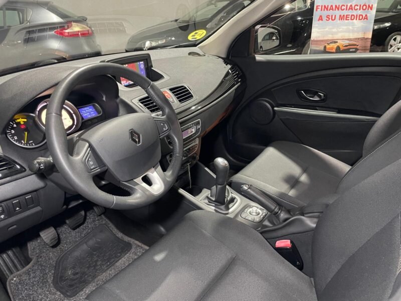 RENAULT Megane 1.5 DCi TomTom Edition