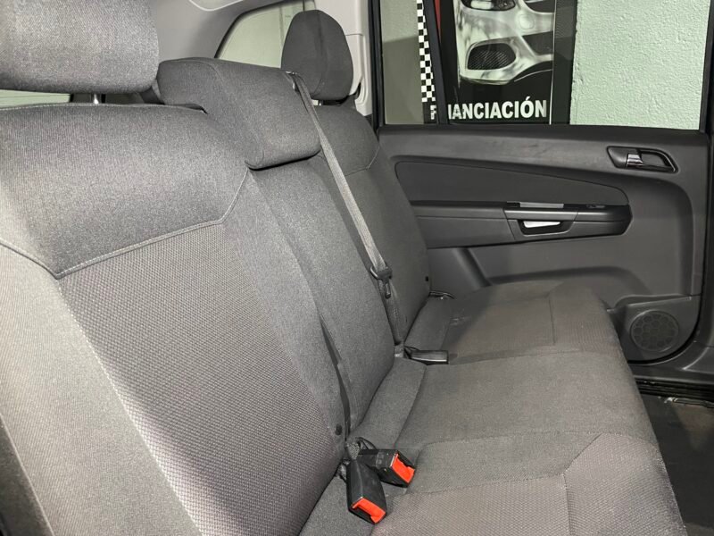 OPEL Zafira 1.6 16v Enjoy Plus