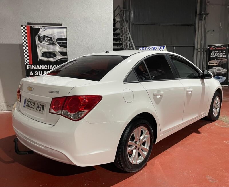 CHEVROLET CRUZE 1.6 16V LT+