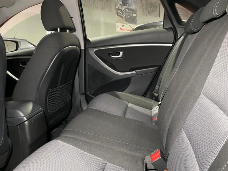 HYUNDAI i30 1.4 Tecno