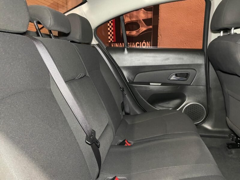 CHEVROLET CRUZE 1.6 16V LT+