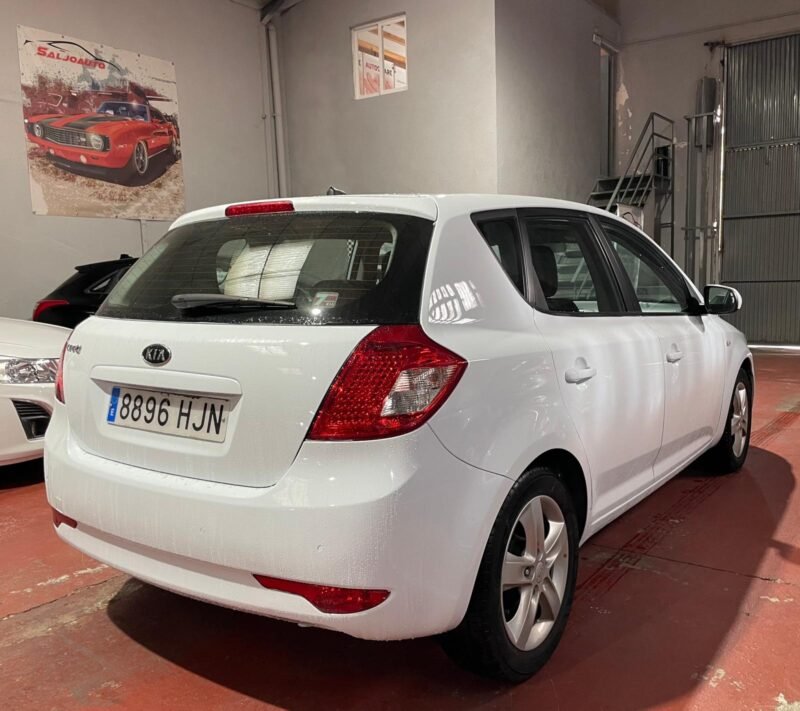 KIA ceed 1.4 CVVT Drive Plus
