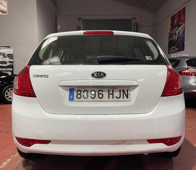 KIA ceed 1.4 CVVT Drive Plus