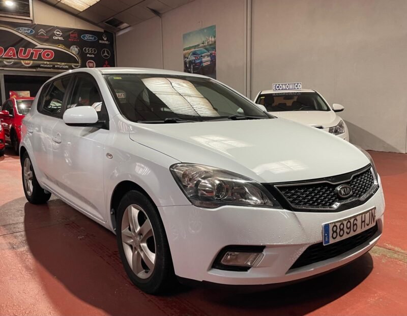 KIA ceed 1.4 CVVT Drive Plus