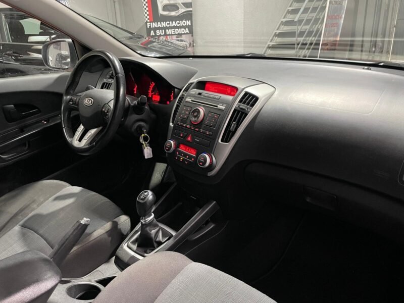 KIA ceed 1.4 CVVT Drive Plus