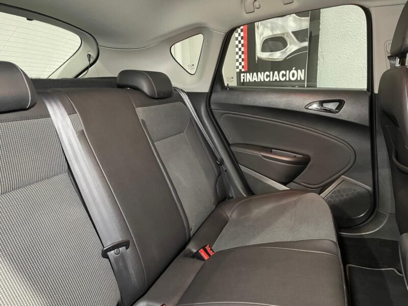 OPEL Astra 1.4 Turbo Excellence