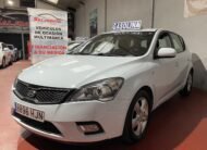 KIA ceed 1.4 CVVT Drive Plus