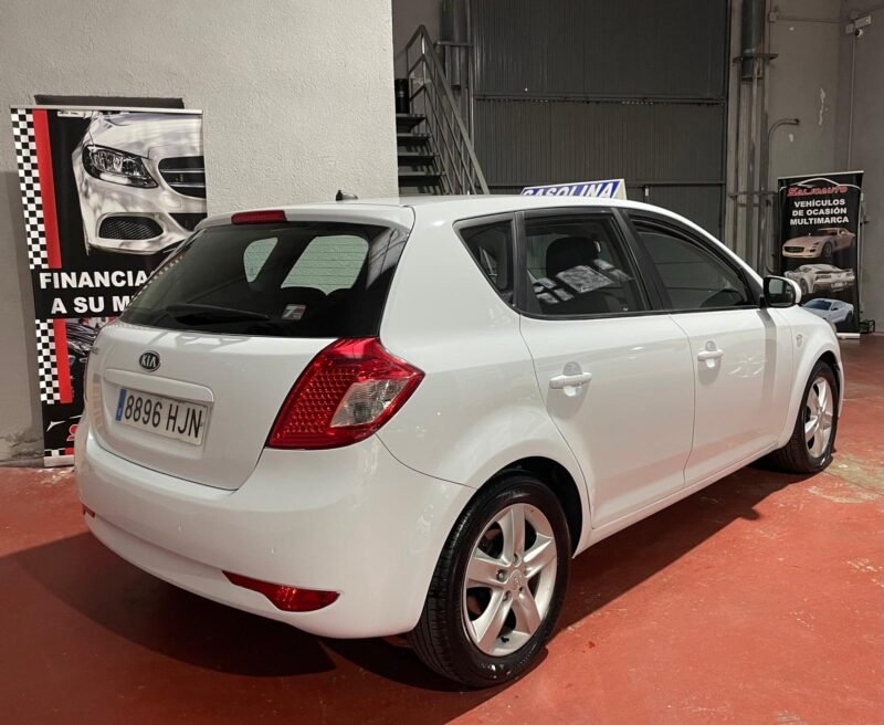 KIA ceed 1.4 CVVT Drive Plus