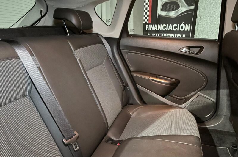 OPEL Astra 1.4 Turbo Cosmo