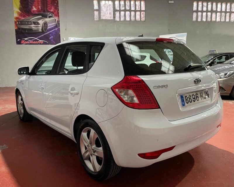 KIA ceed 1.4 CVVT Drive Plus