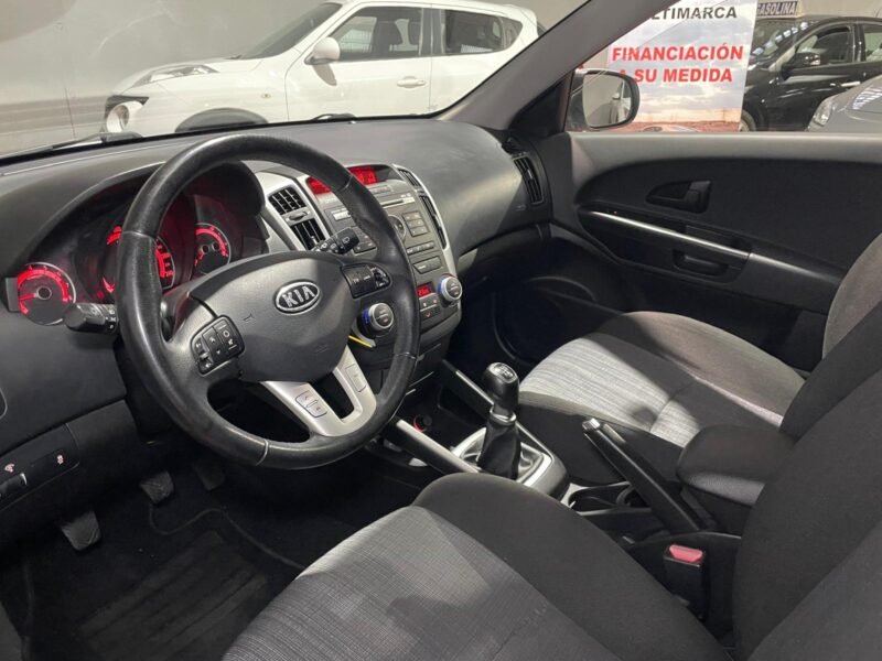 KIA ceed 1.4 CVVT Drive Plus