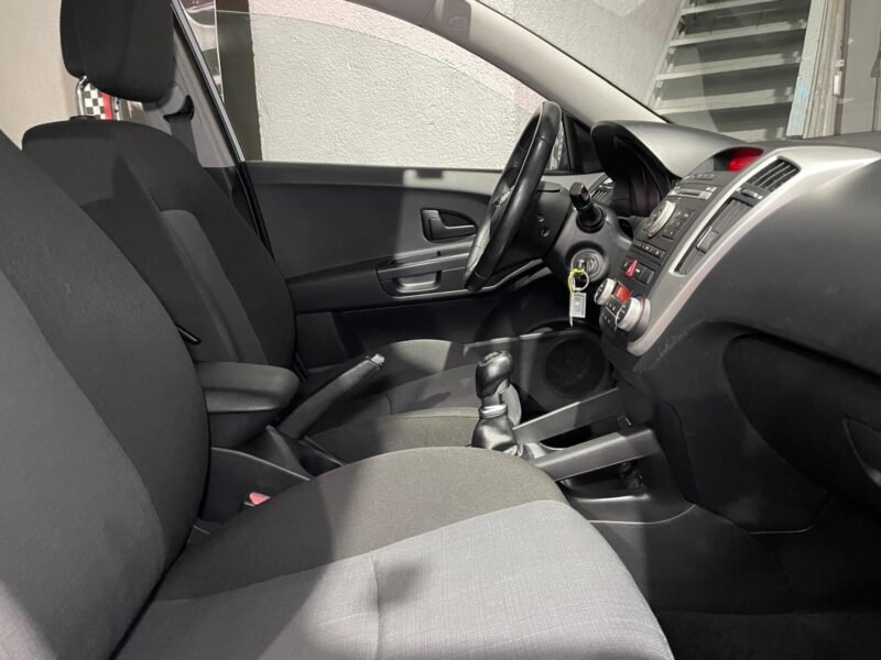 KIA ceed 1.4 CVVT Drive Plus